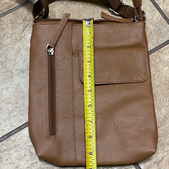 Tan Leather Messenger Bag / Crossbody - Picture 8 of 11